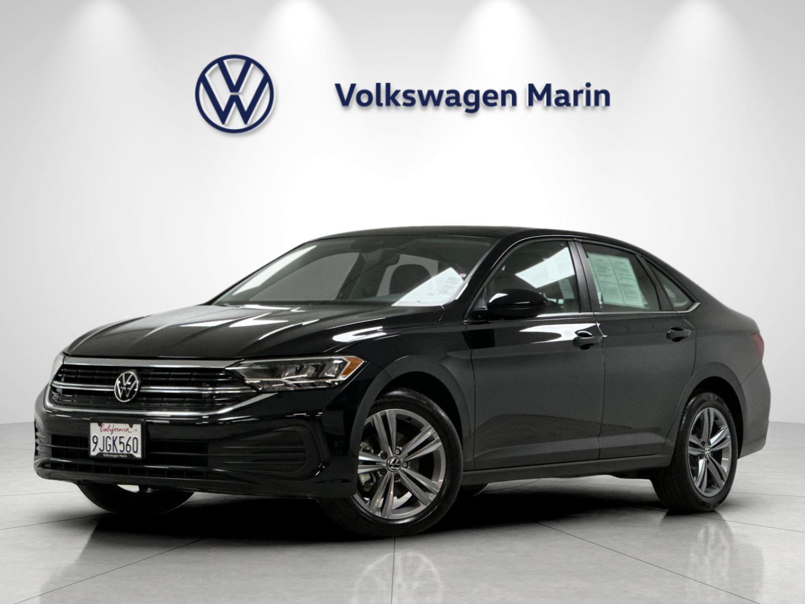 Used 2023 Volkswagen Jetta SE w/ Panoramic Sunroof Package FWD image 1