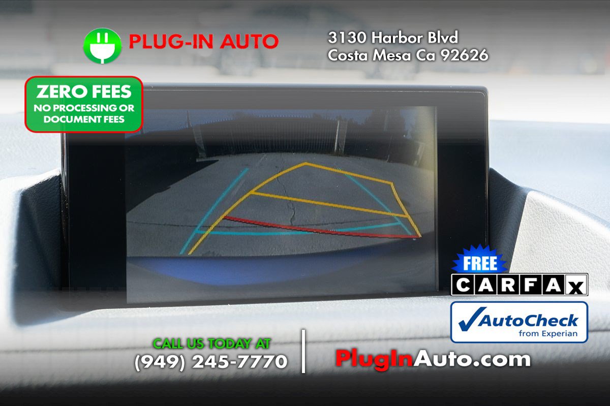 Used 2016 Lexus CT 200h w/ Navigation Package FWD image 30
