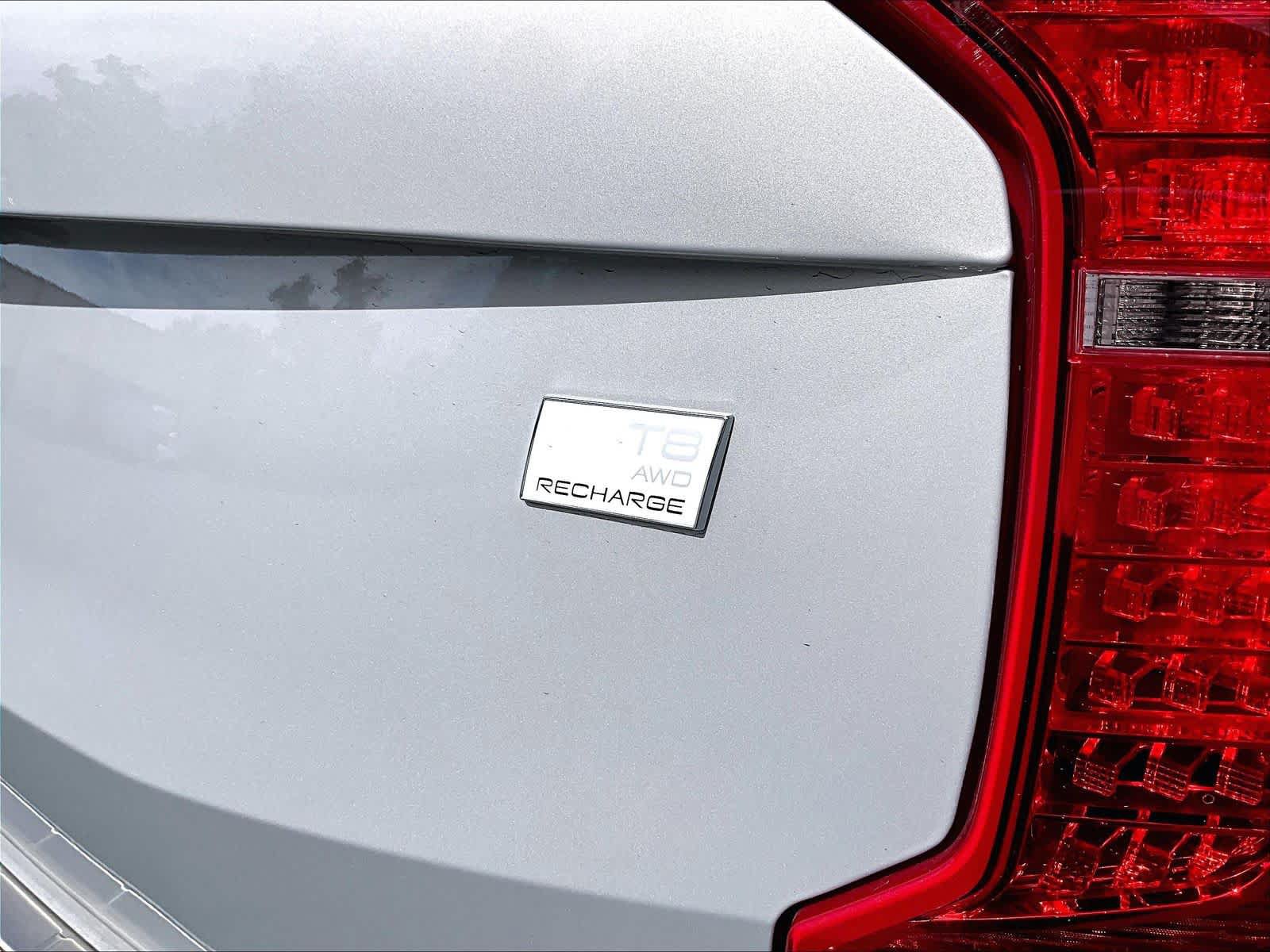 Used 2023 Volvo XC90 T8 Ultimate AWD/4WD image 11