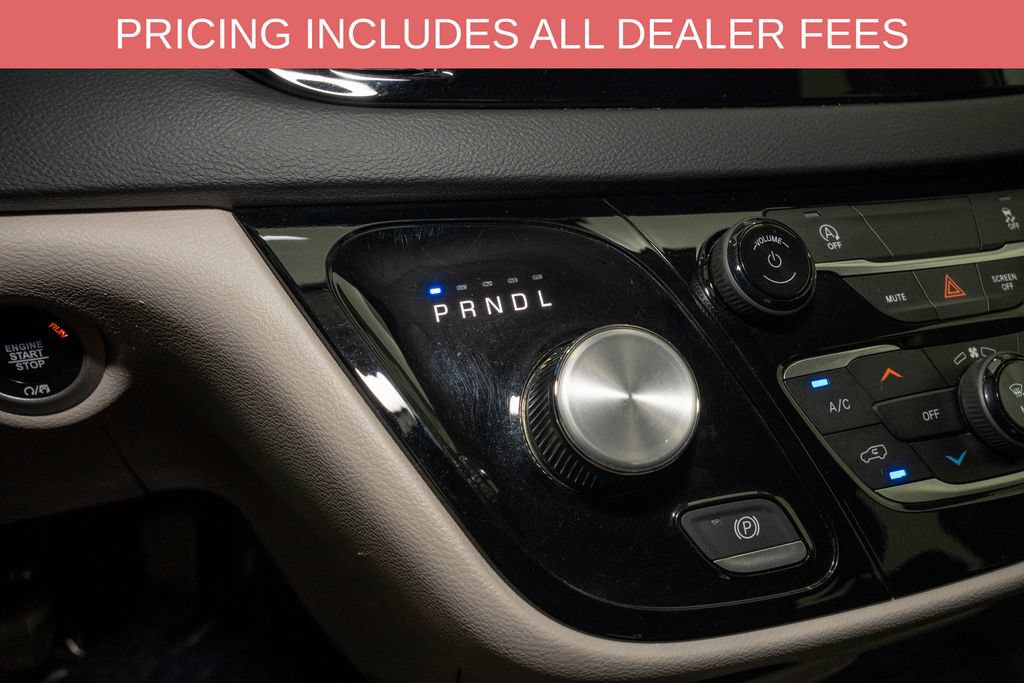 Used 2023 Chrysler Voyager LX FWD image 15