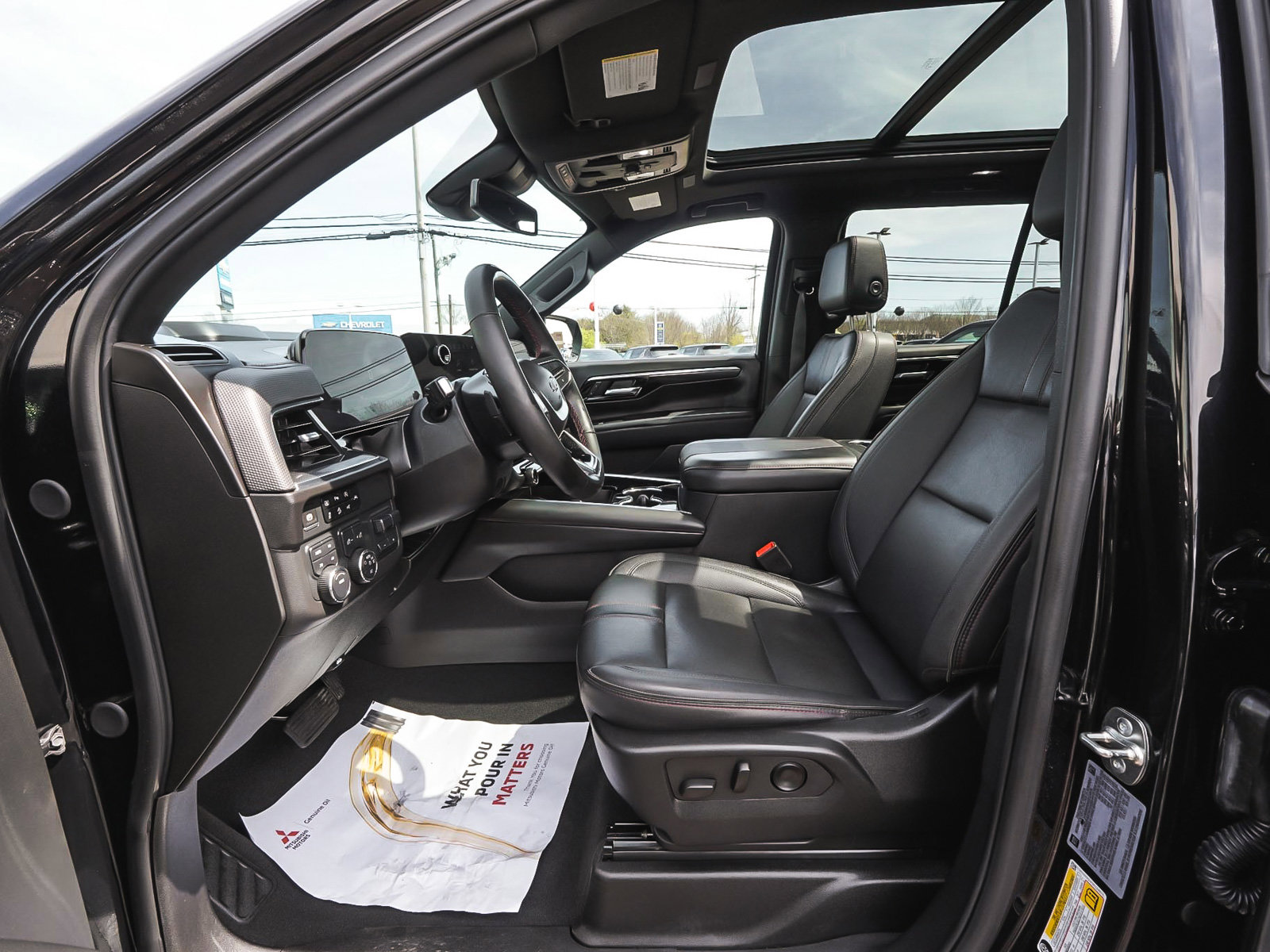 Used 2025 Chevrolet Tahoe RST w/ Comfort Package image 33