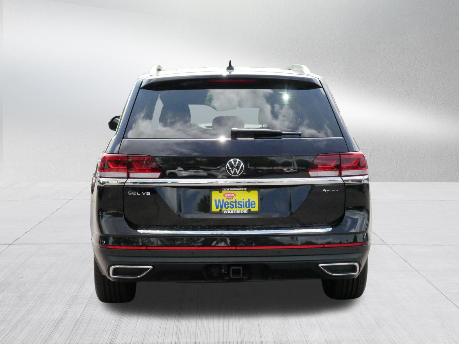 Certified 2023 Volkswagen Atlas SEL AWD/4WD image 4