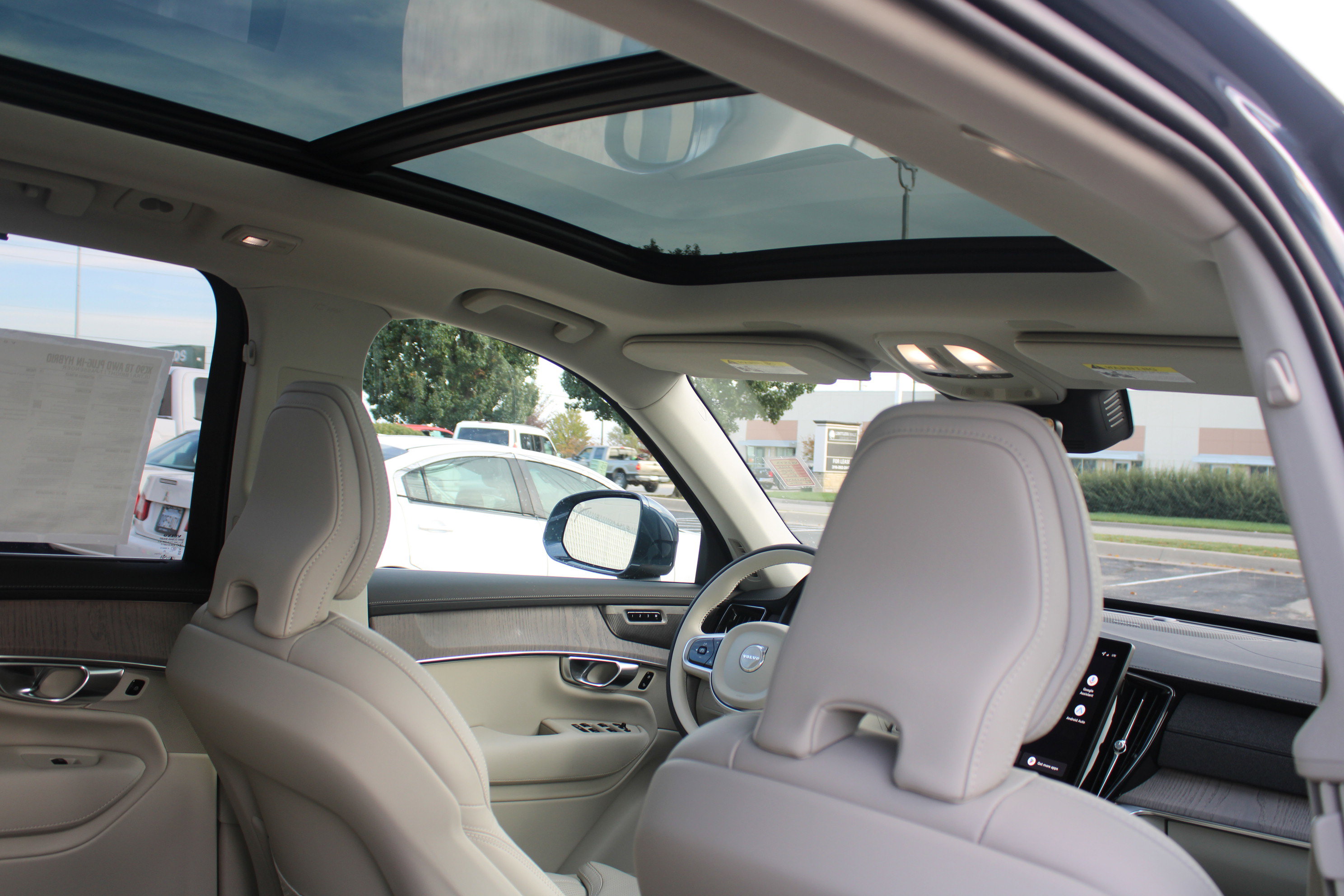New 2026 Volvo XC90 T8 Ultra w/ Protection Package Premier AWD/4WD image 45