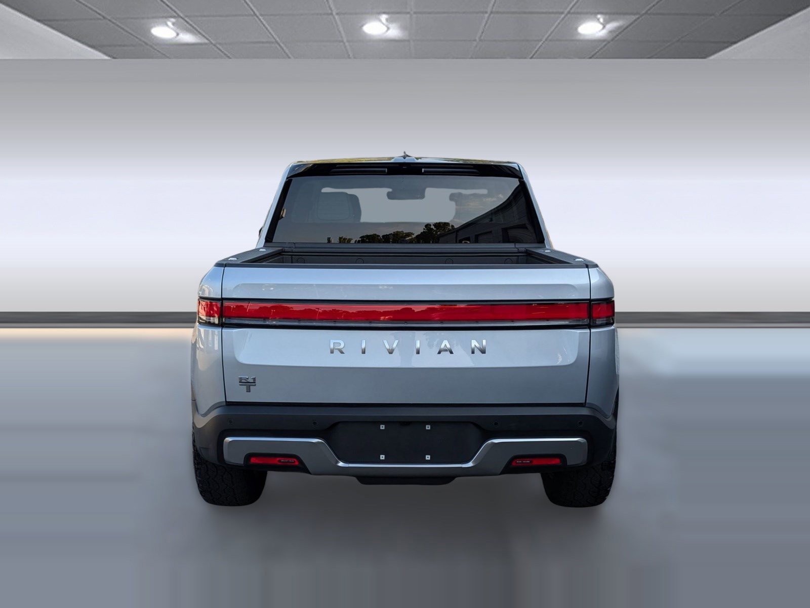 Used 2025 Rivian R1T Adventure image 10