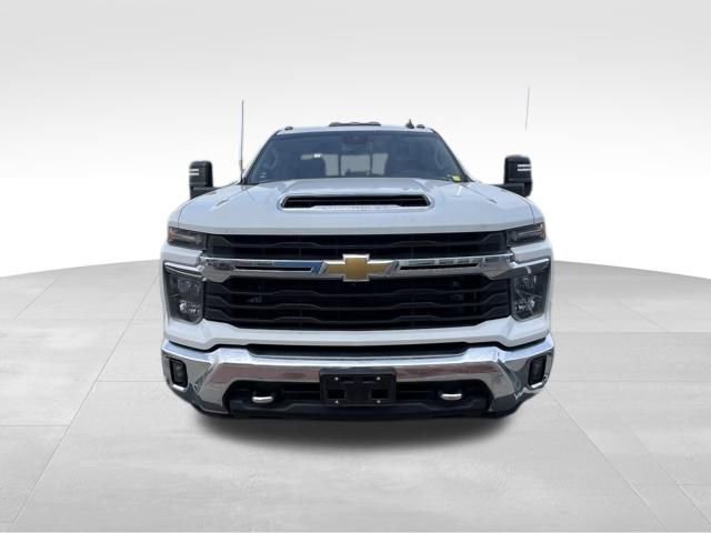 Used 2024 Chevrolet Silverado 3500 LT w/ All Star Edition image 4