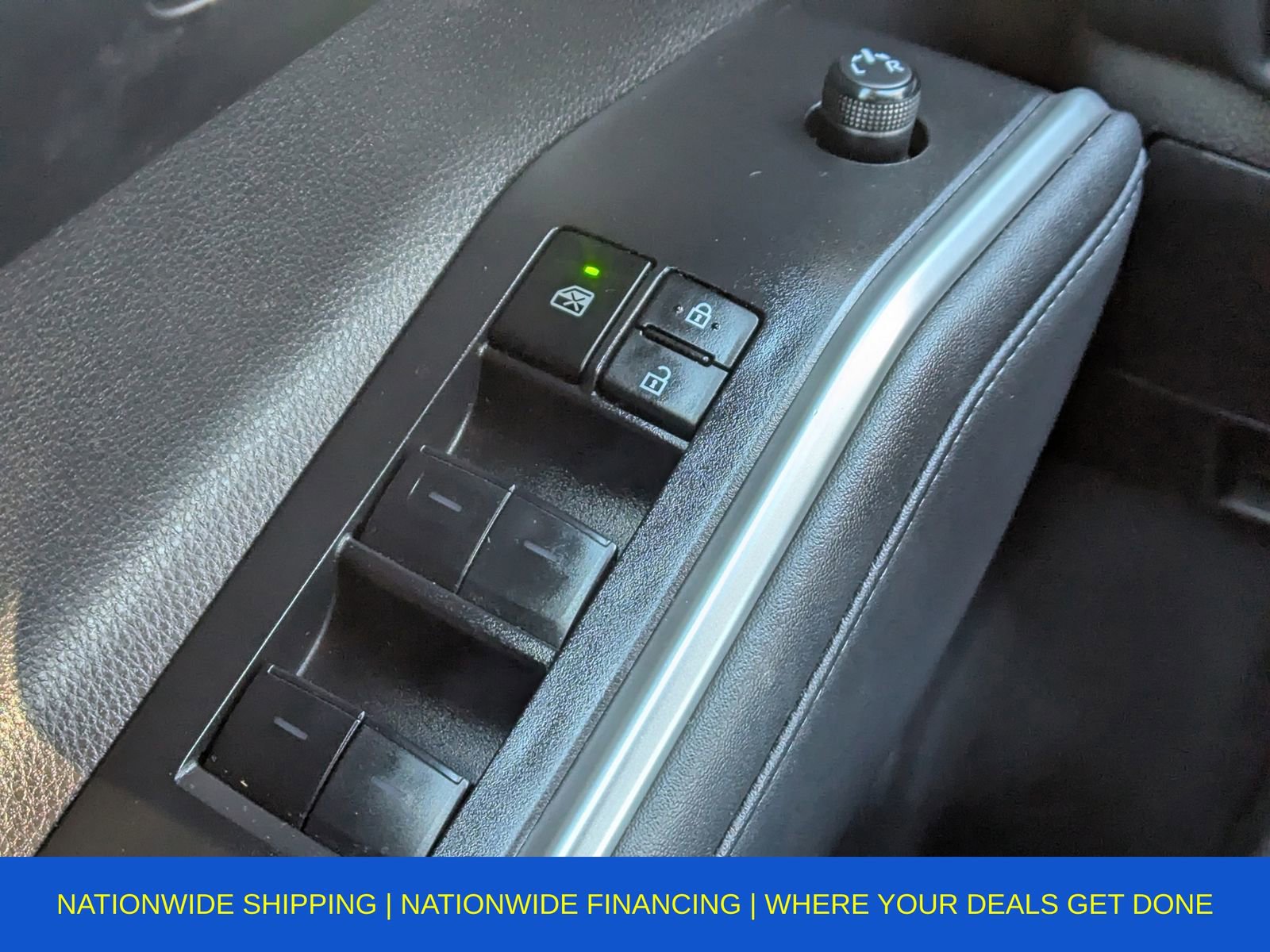 Used 2023 Toyota Highlander L image 34