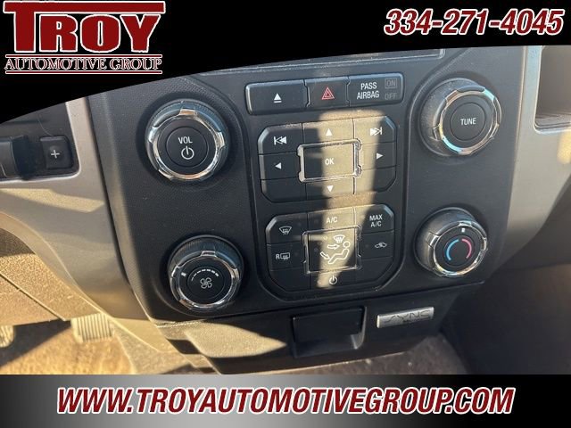 Used 2013 Ford F150 XLT w/ Luxury Equipment Group image 28