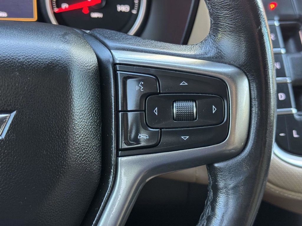 Used 2021 Chevrolet Tahoe Premier w/ Premium Package AWD/4WD image 13