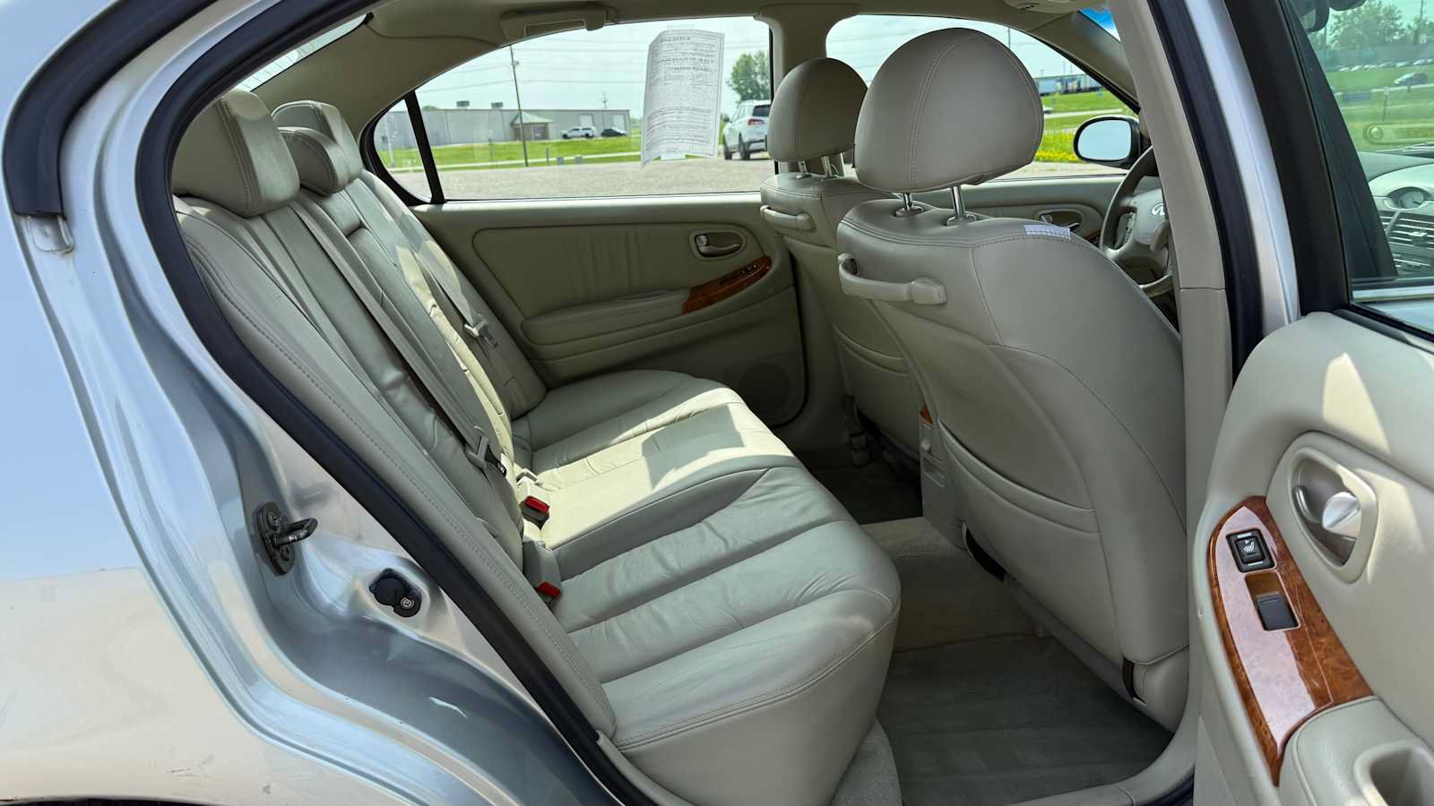 Used 2003 INFINITI I35 w/ Sunroof & Sunshade Pkg FWD image 11