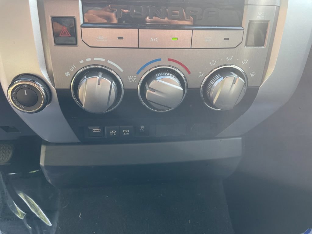 Used 2020 Toyota Tundra SR5 AWD/4WD image 25