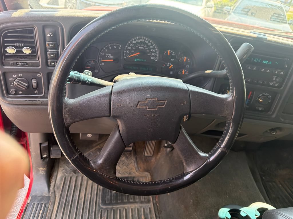 Used 2005 Chevrolet Silverado 2500 LS AWD/4WD image 14