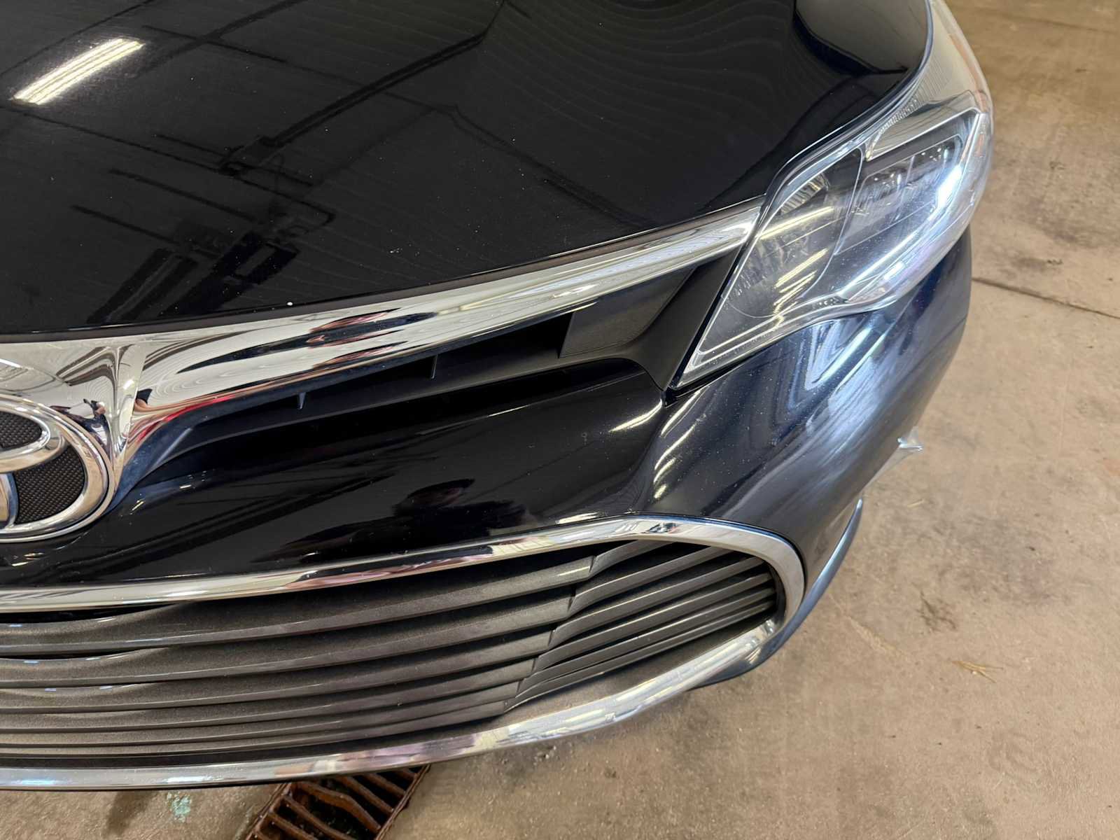 Used 2016 Toyota Avalon XLE Premium image 5