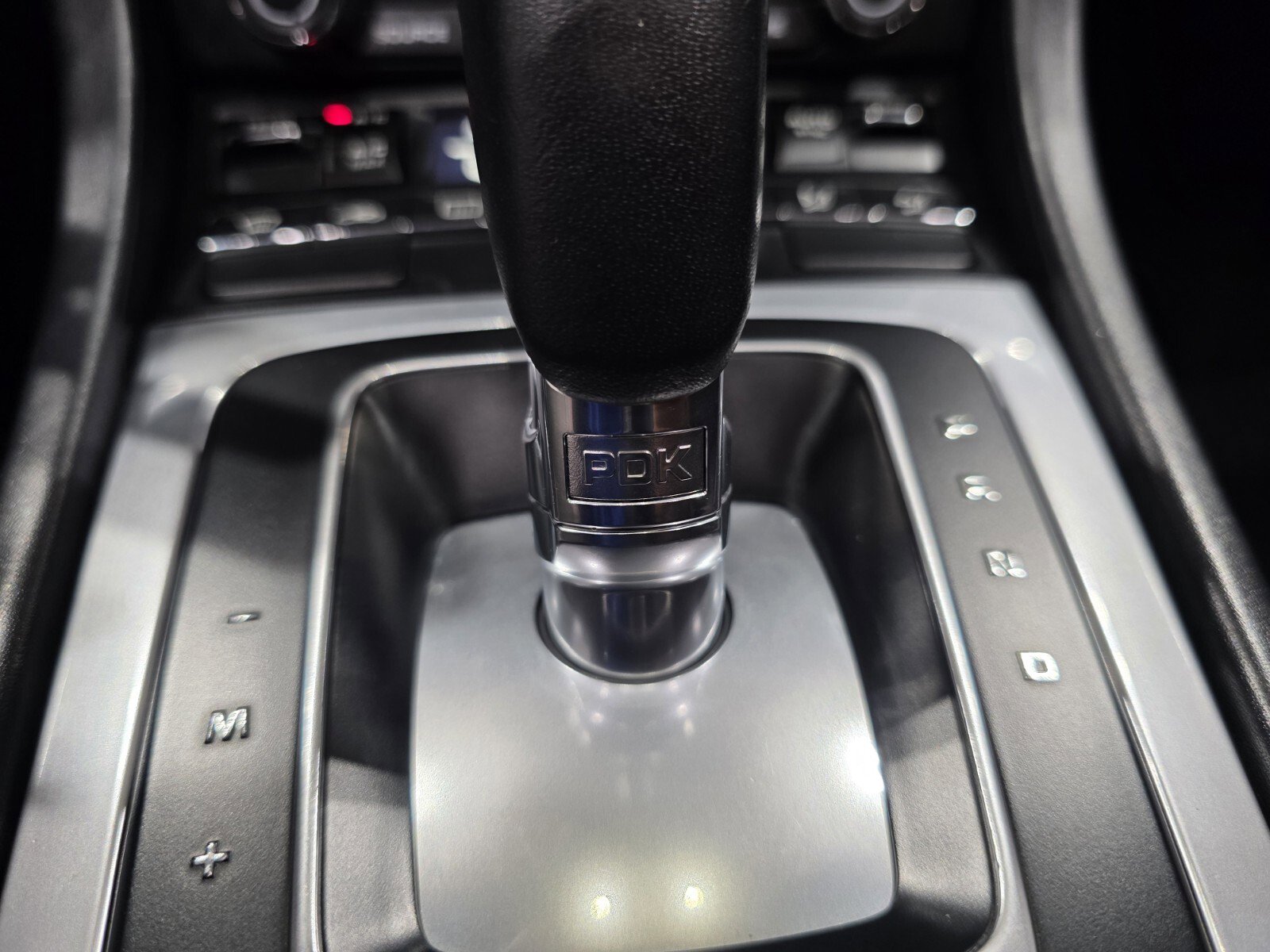 Used 2018 Porsche 911 Turbo image 21