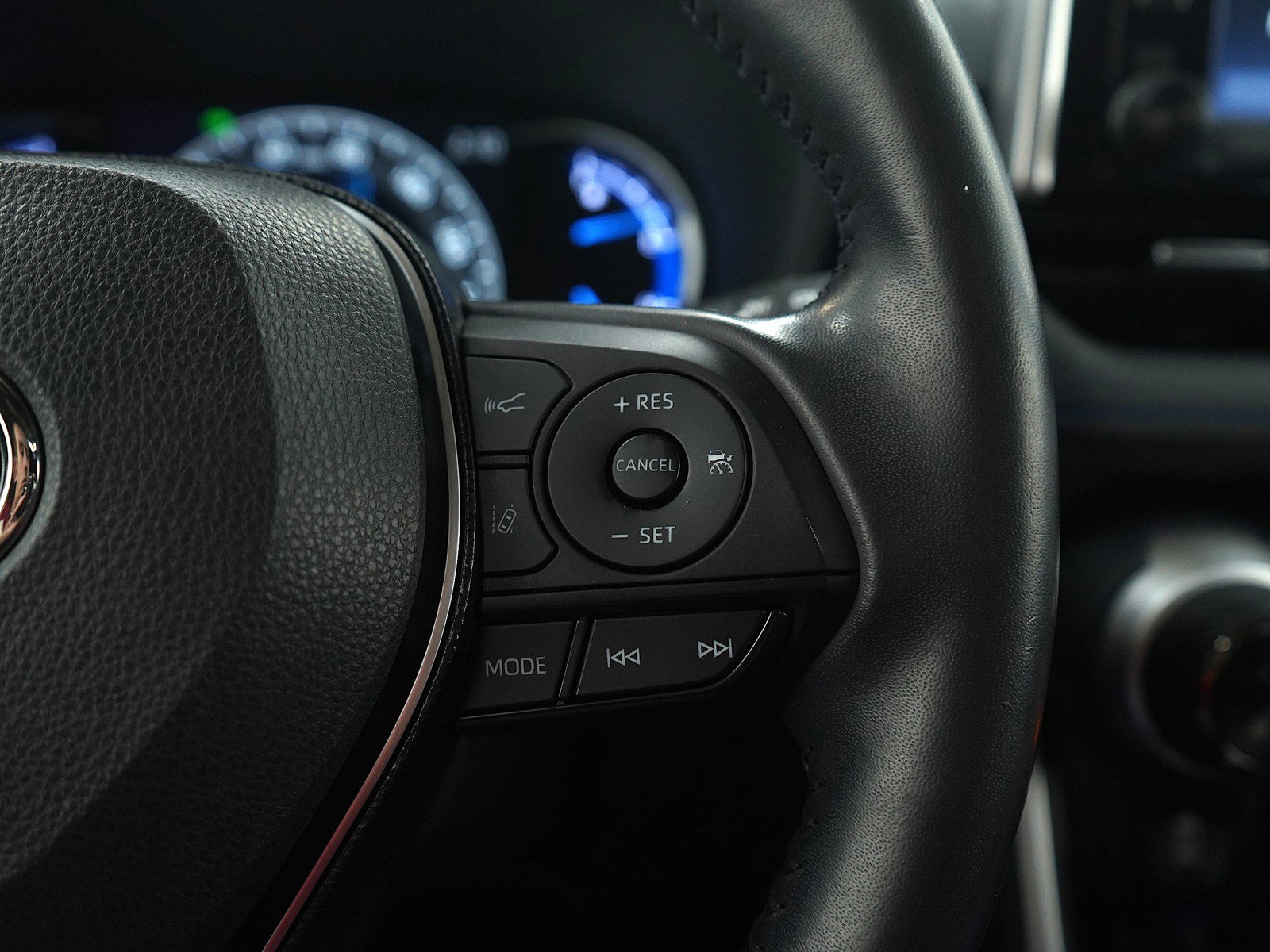 Used 2020 Toyota RAV4 XSE image 27