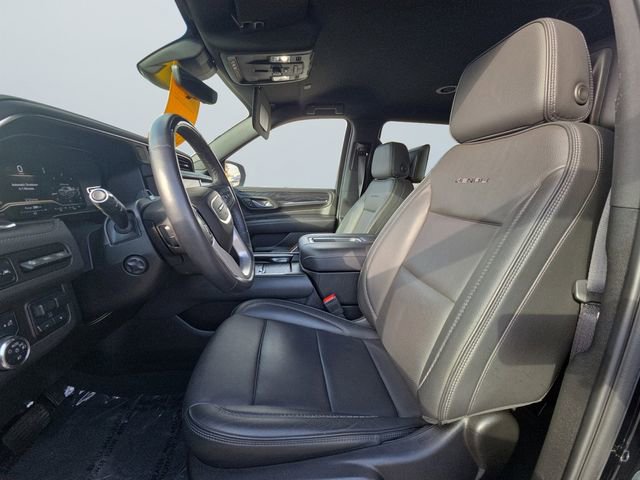 Used 2024 GMC Yukon XL Denali w/ Advanced Technology Package image 9