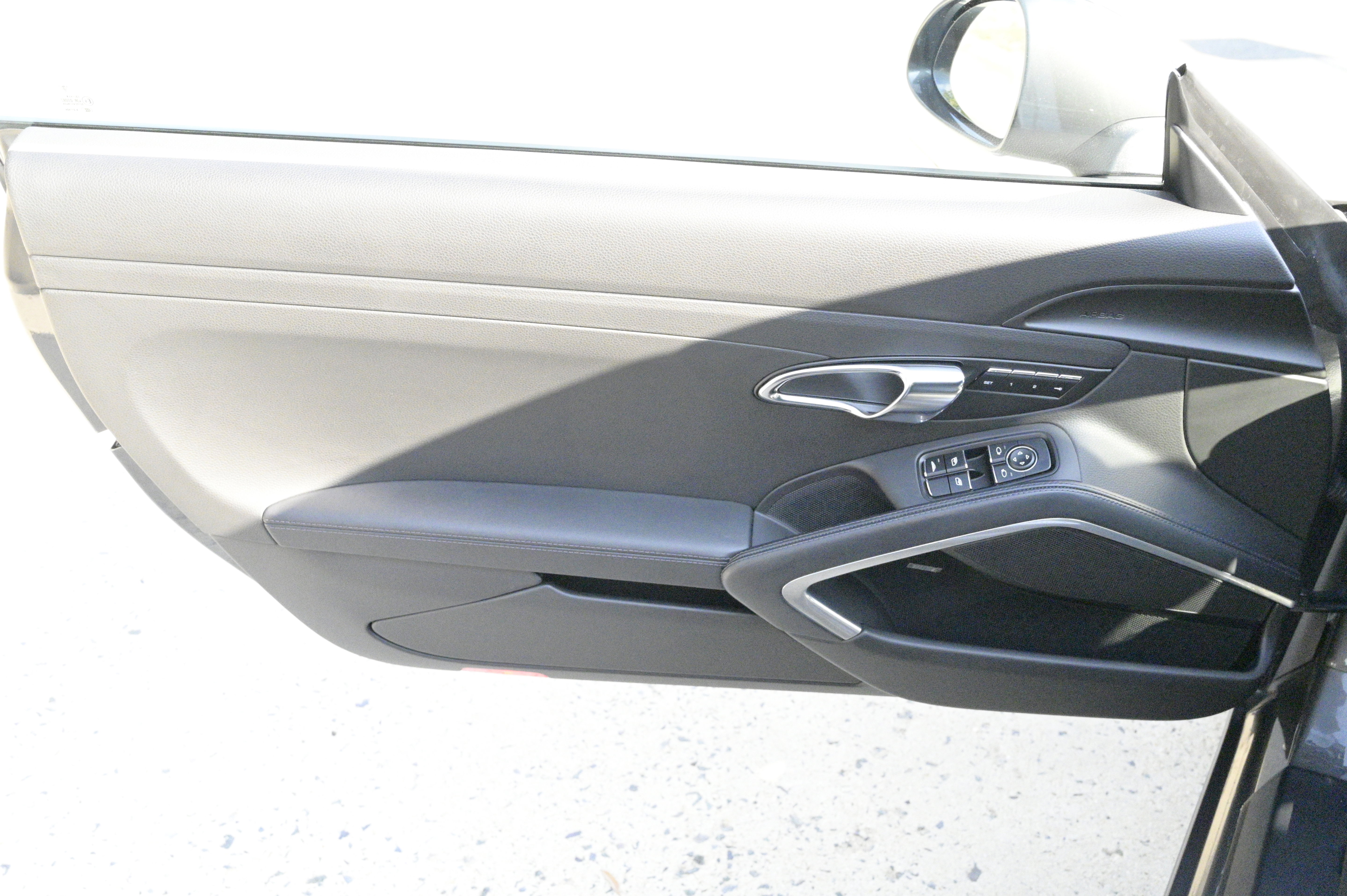 Used 2016 Porsche 911 Carrera 4 image 16