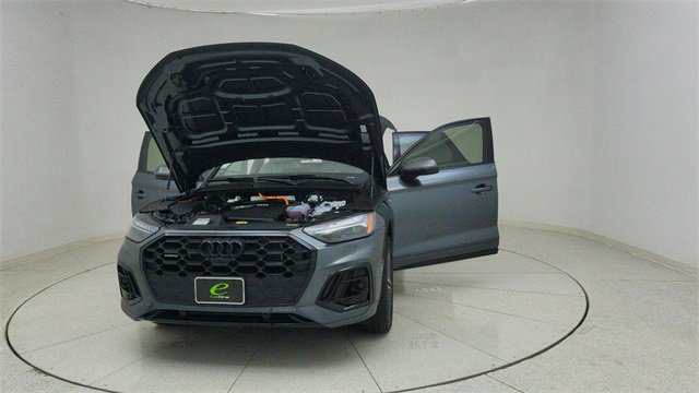 Used 2024 Audi Q5 e Prestige w/ Prestige Package image 78