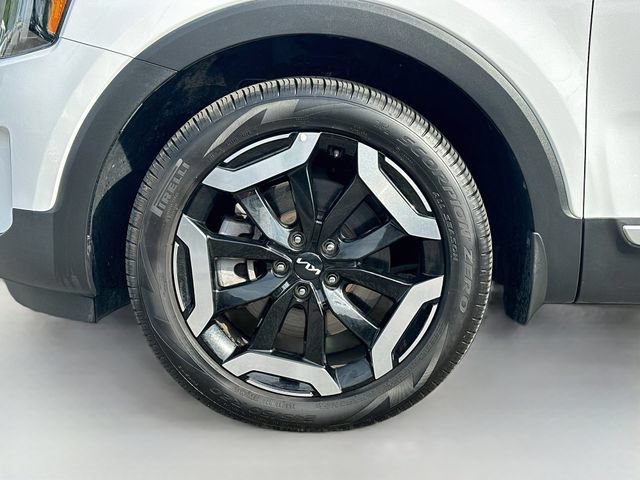 Used 2025 Kia Telluride EX w/ EX Captain's Chair Package AWD/4WD image 33