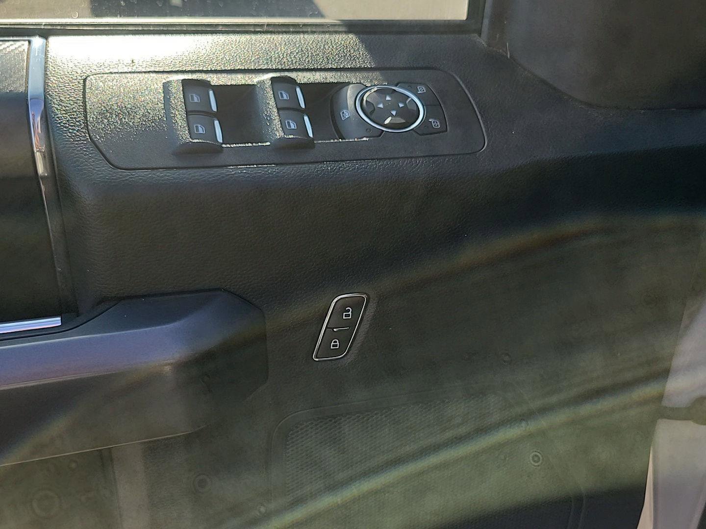 Used 2020 Ford F150 XLT w/ Equipment Group 302A Luxury image 11