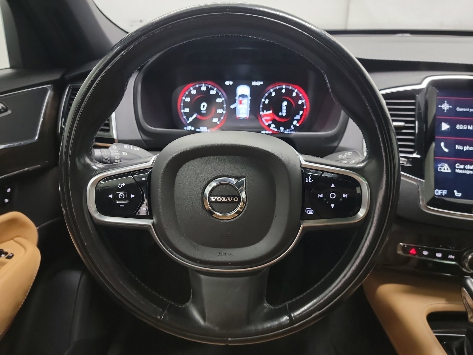 Used 2018 Volvo XC90 T6 Momentum w/ Convenience Package image 17