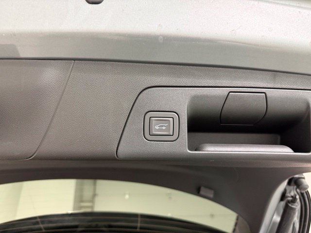 Certified 2026 Buick Envision Avenir AWD/4WD image 9