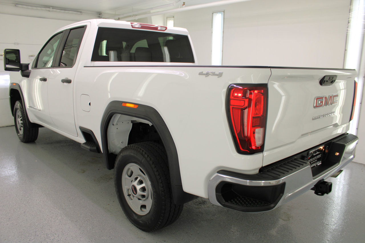 Used 2024 GMC Sierra 2500 Pro w/ Convenience Package image 6