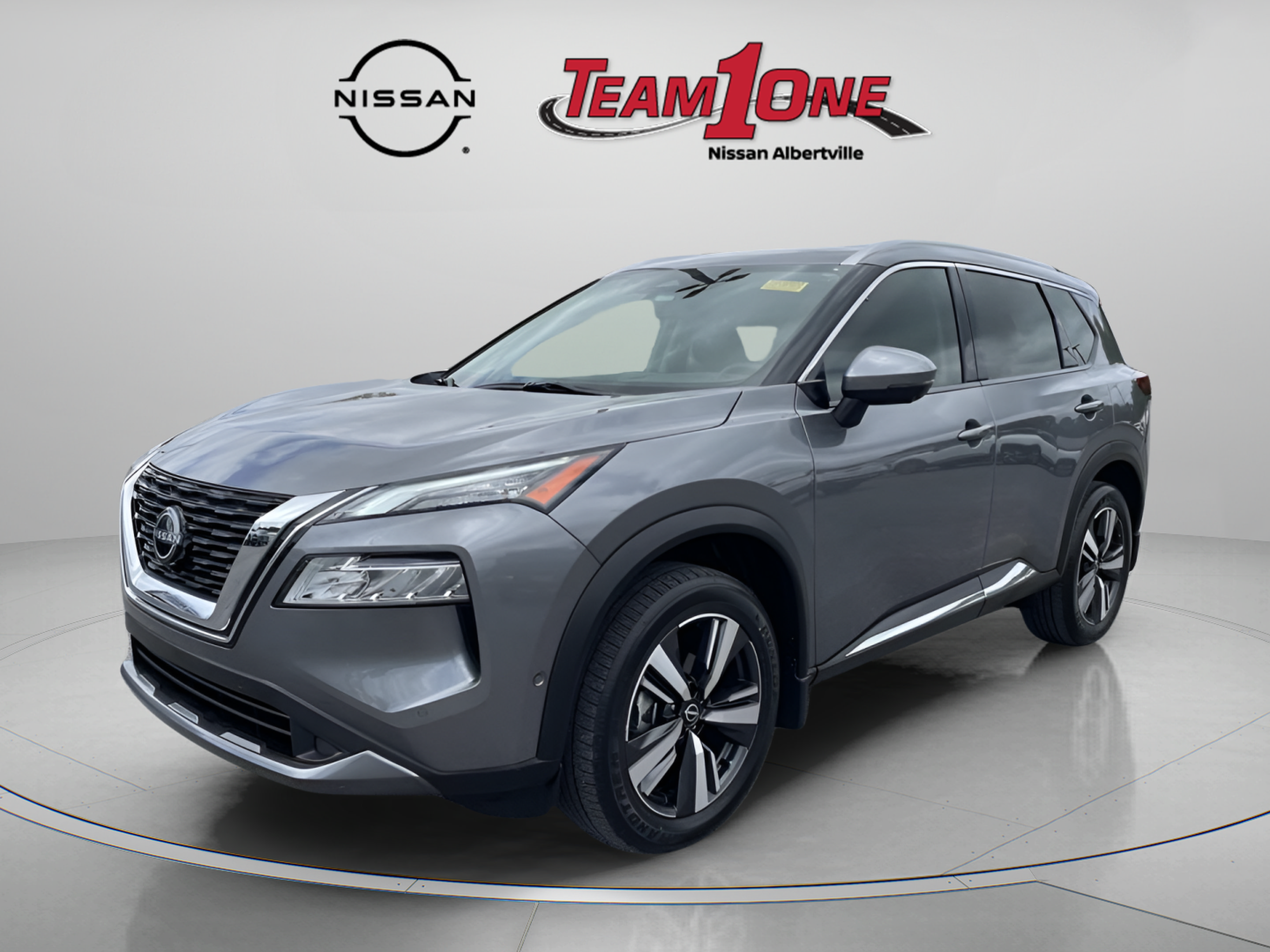Used 2023 Nissan Rogue SL w/ SL Premium Package FWD image 4