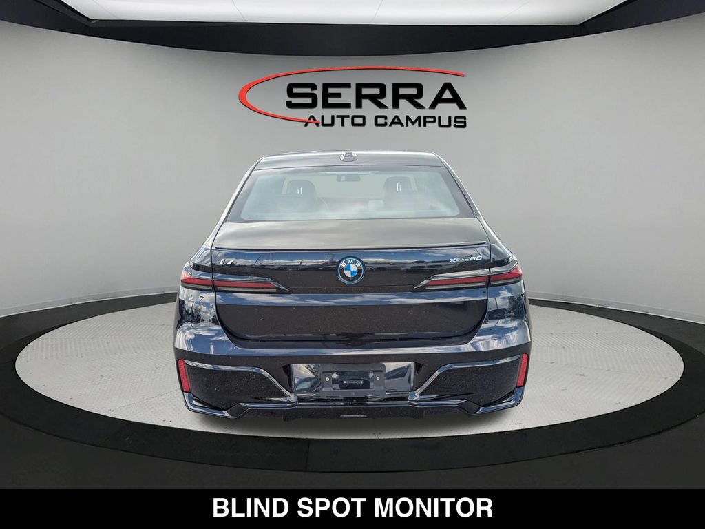 New 2026 BMW i7 xDrive60 AWD/4WD image 4
