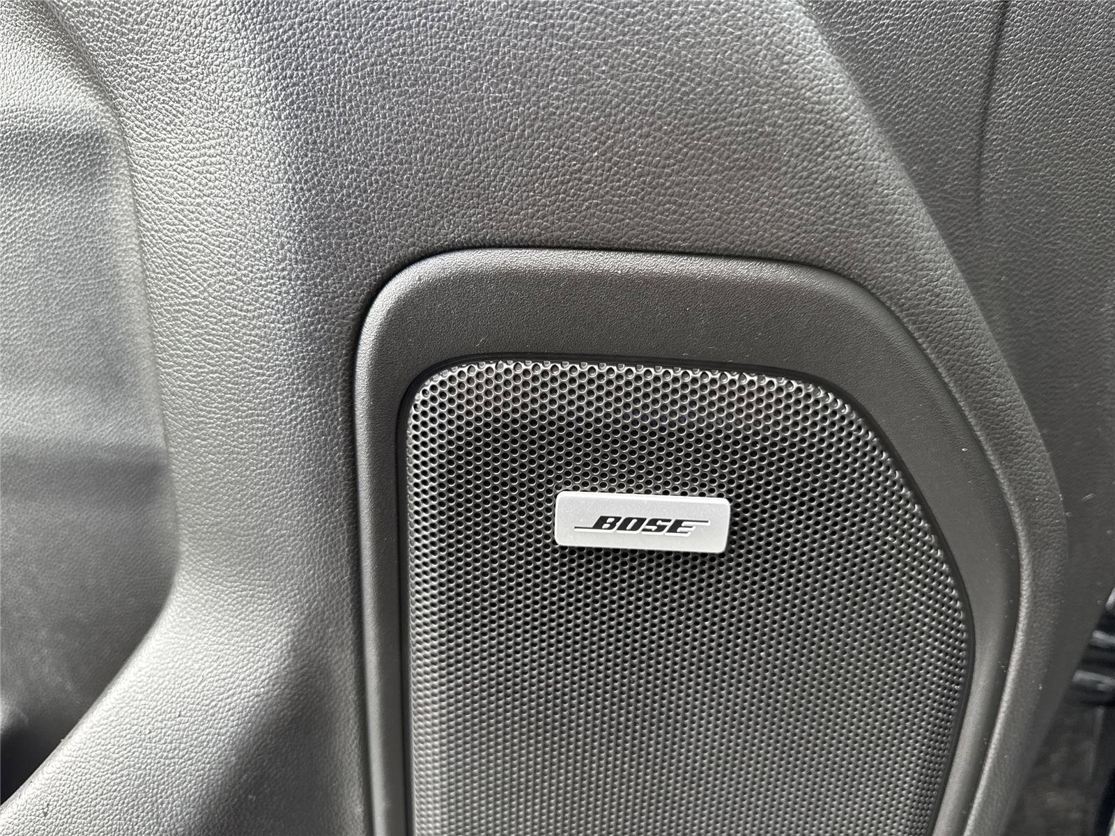 Used 2019 Chevrolet Silverado 1500 LTZ w/ LTZ Premium Package AWD/4WD image 19