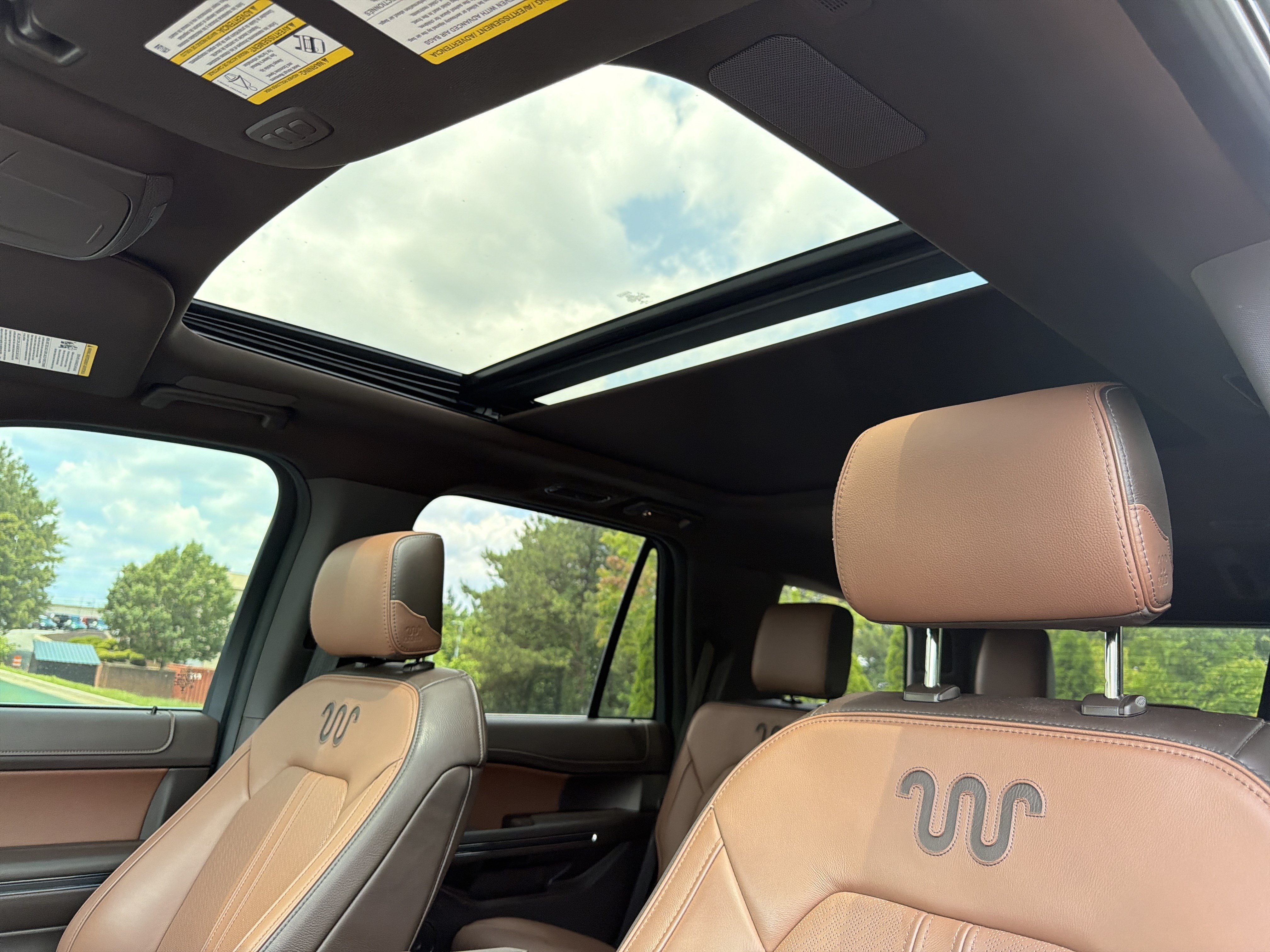 Used 2023 Ford Expedition King Ranch AWD/4WD image 8