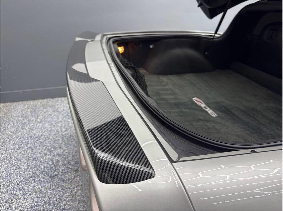 Used 2006 Chevrolet Corvette Z06 w/ Preferred Equipment Group image 17