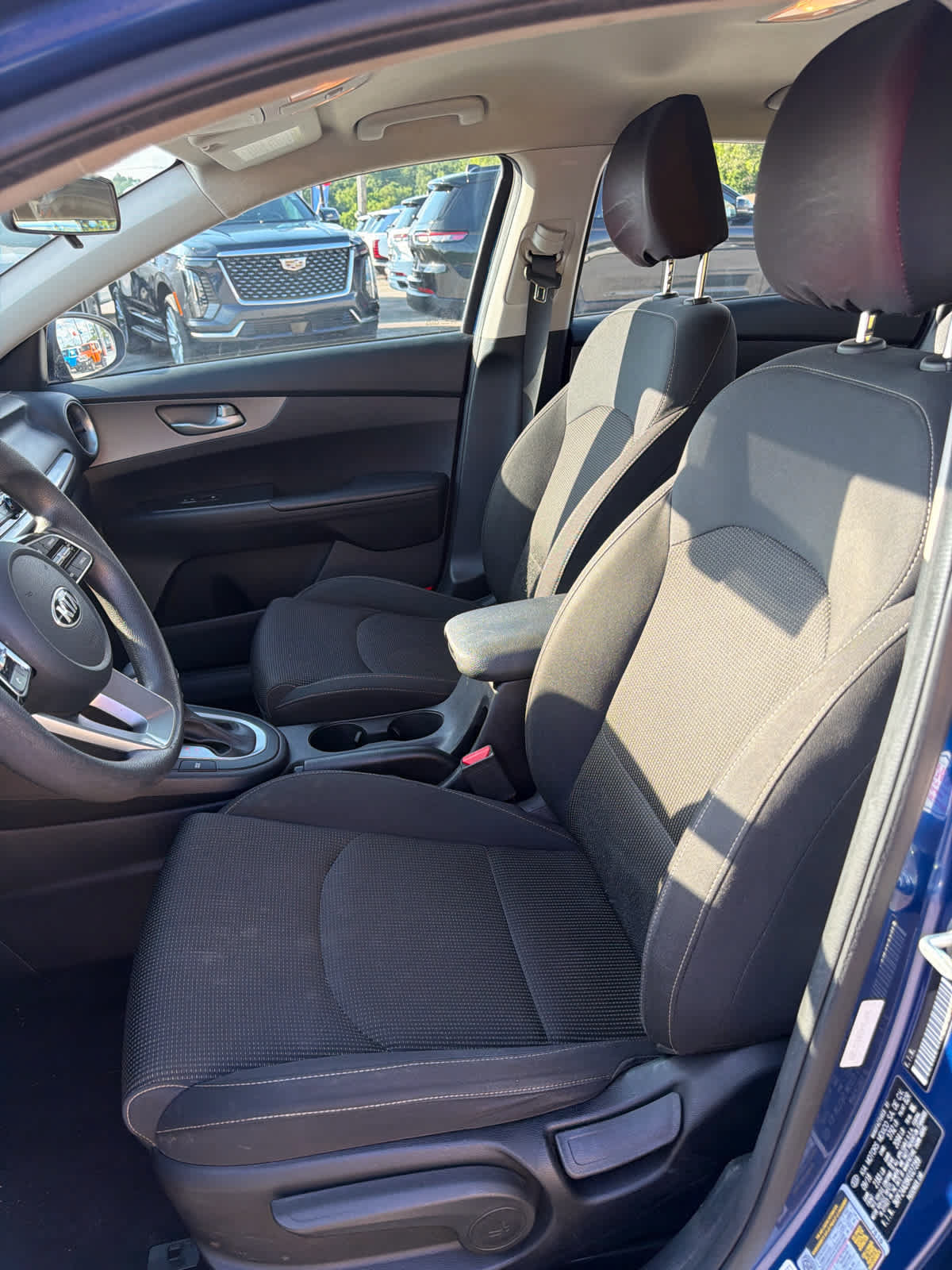 Used 2019 Kia Forte LXS FWD image 11