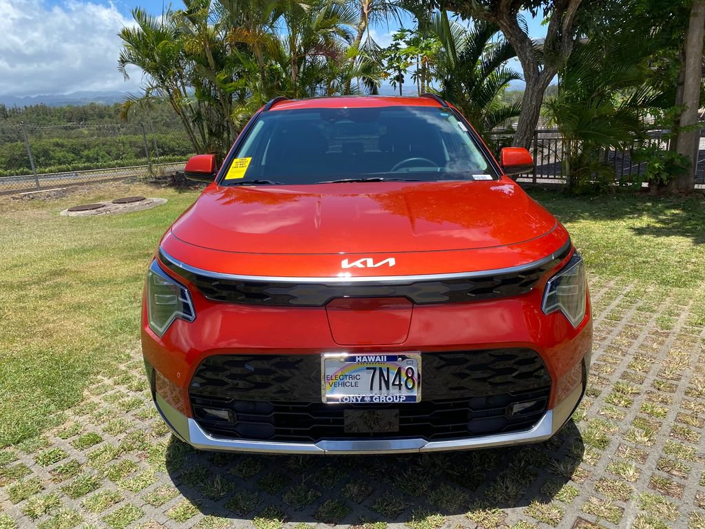 Used 2023 Kia Niro Wave FWD image 2