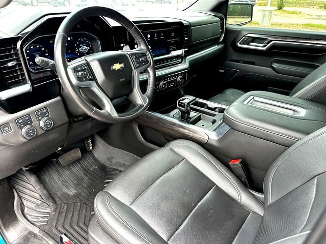 Used 2022 Chevrolet Silverado 1500 LTZ AWD/4WD image 13