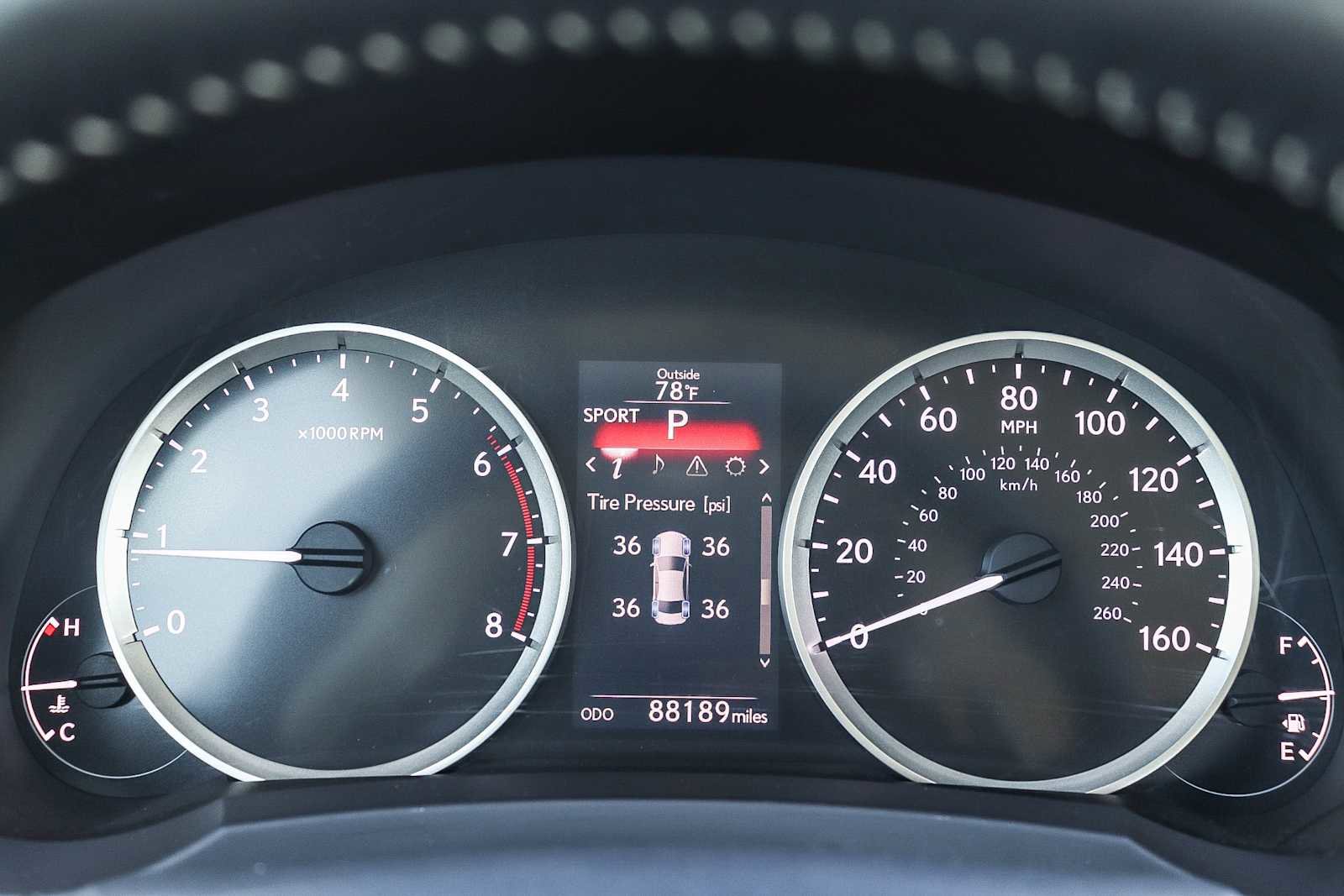 Used 2016 Lexus IS 200t image 34