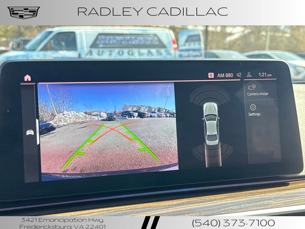 Used 2023 BMW 540i w/ M Sport Package image 9