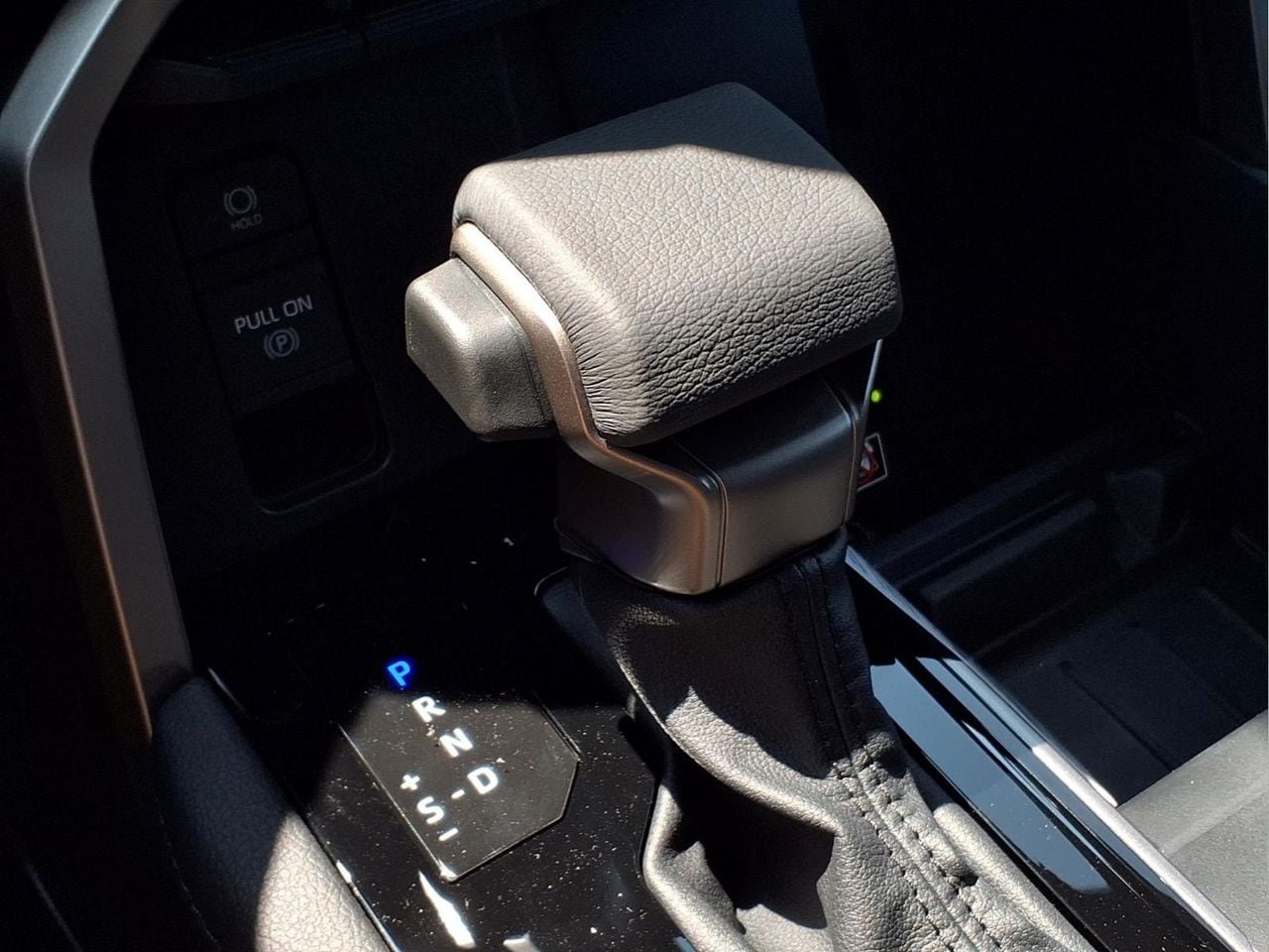 New 2026 Toyota Tundra Limited AWD/4WD image 16