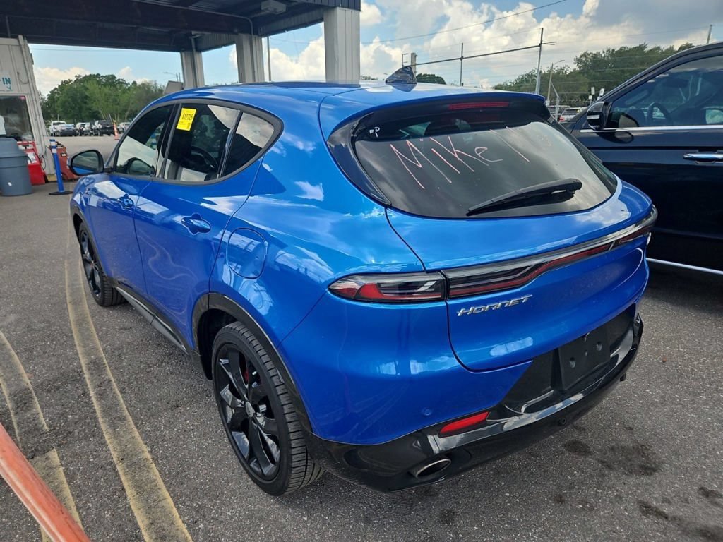Used 2024 Dodge Hornet R/T Plus w/ Track Pack AWD/4WD image 7