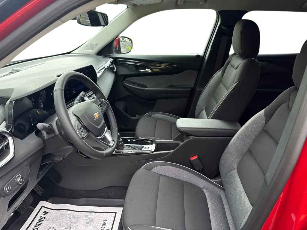 New 2026 Chevrolet TrailBlazer LT w/ Convenience Package FWD image 12