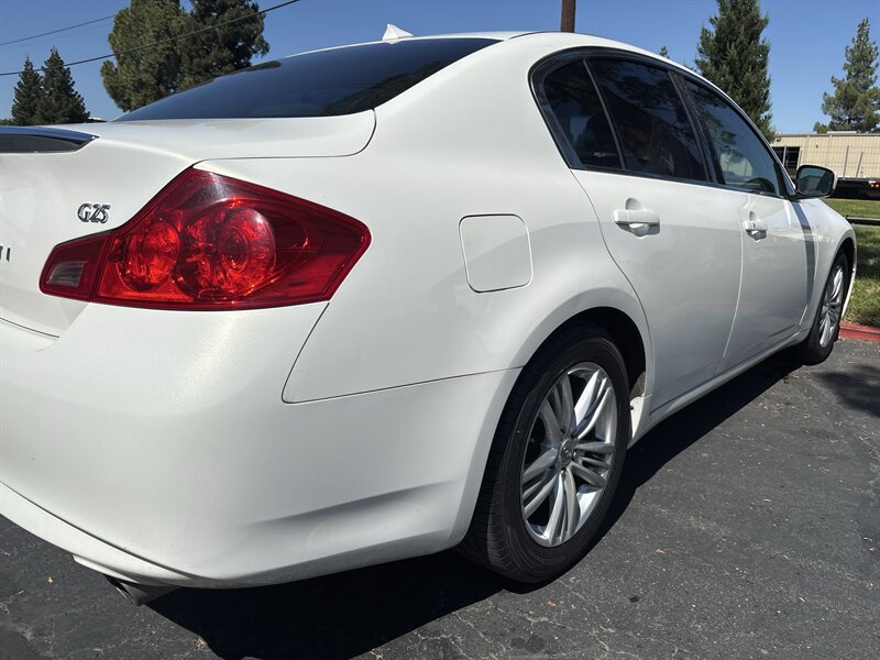 Used 2012 INFINITI G25 Journey RWD image 12