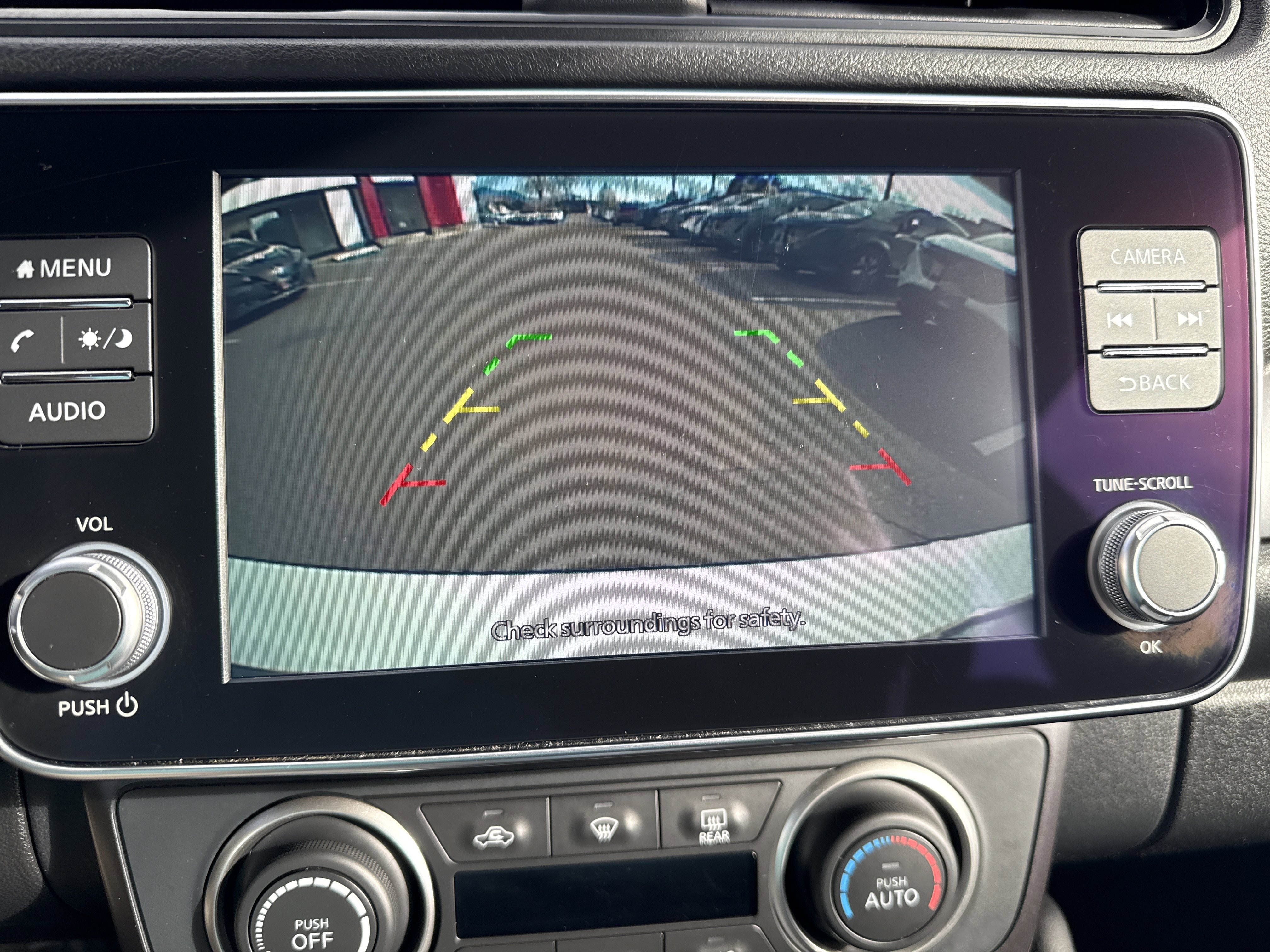 Certified 2024 Nissan Leaf S image 22