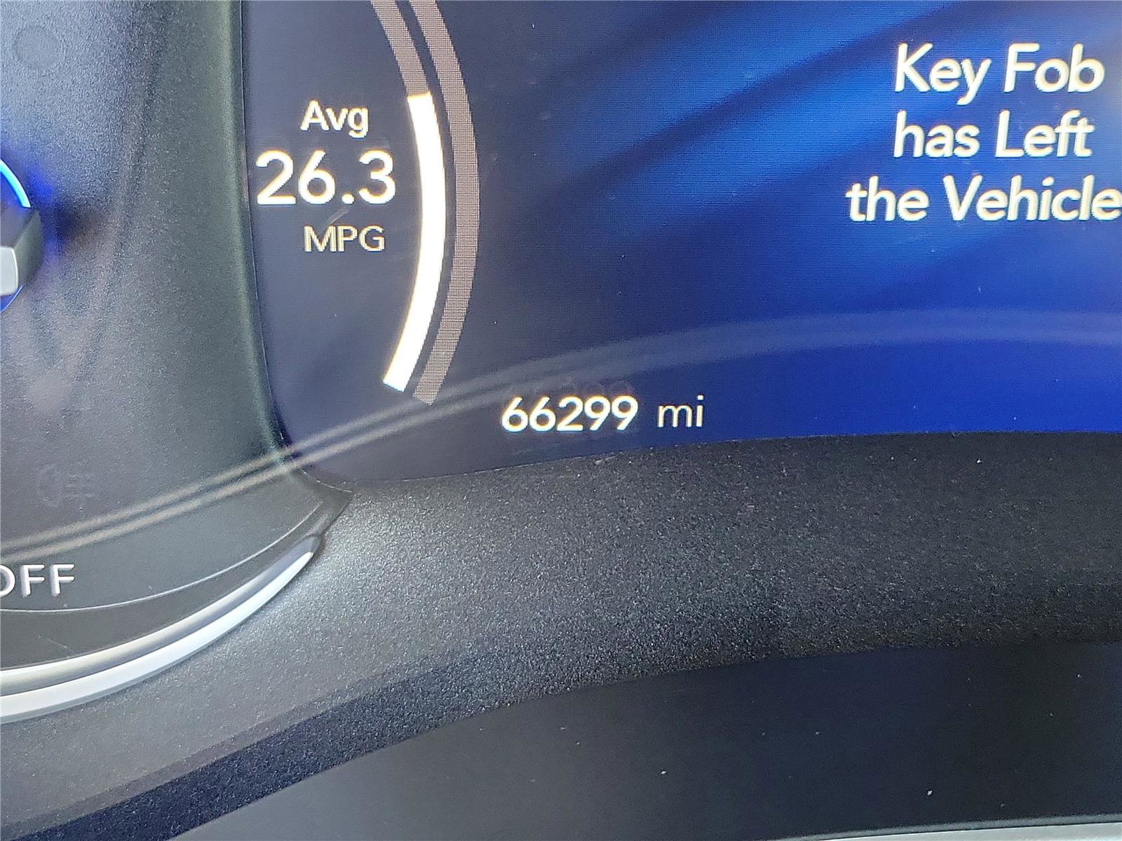 Used 2023 Chrysler Pacifica Touring-L image 25