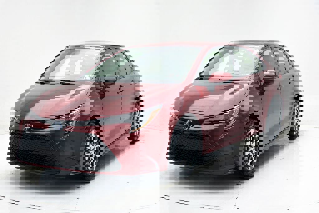 Used 2022 Toyota Corolla LE video 2