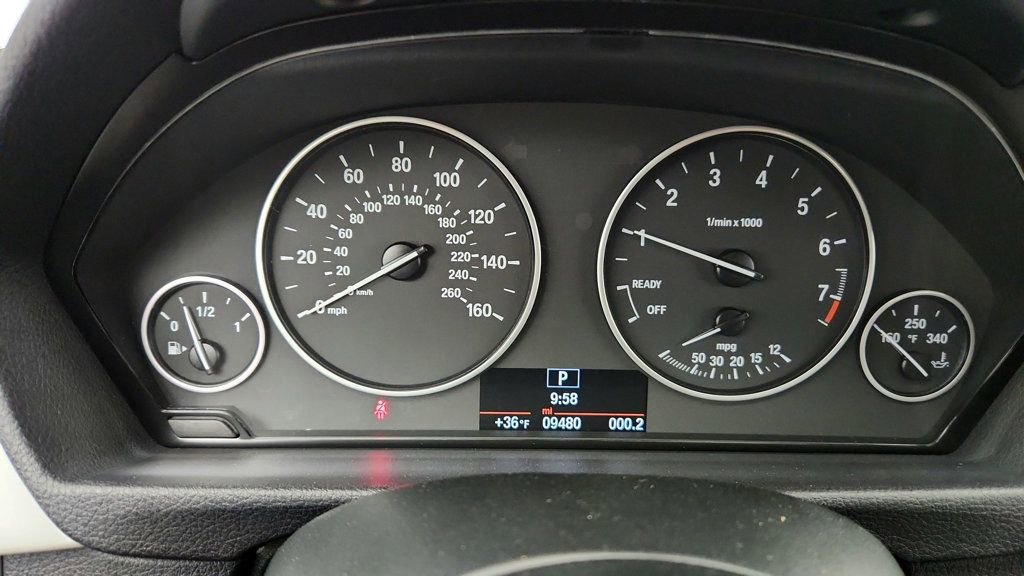 Used 2016 BMW 320i 4dr Sdn 320i with Driving Assi image 14