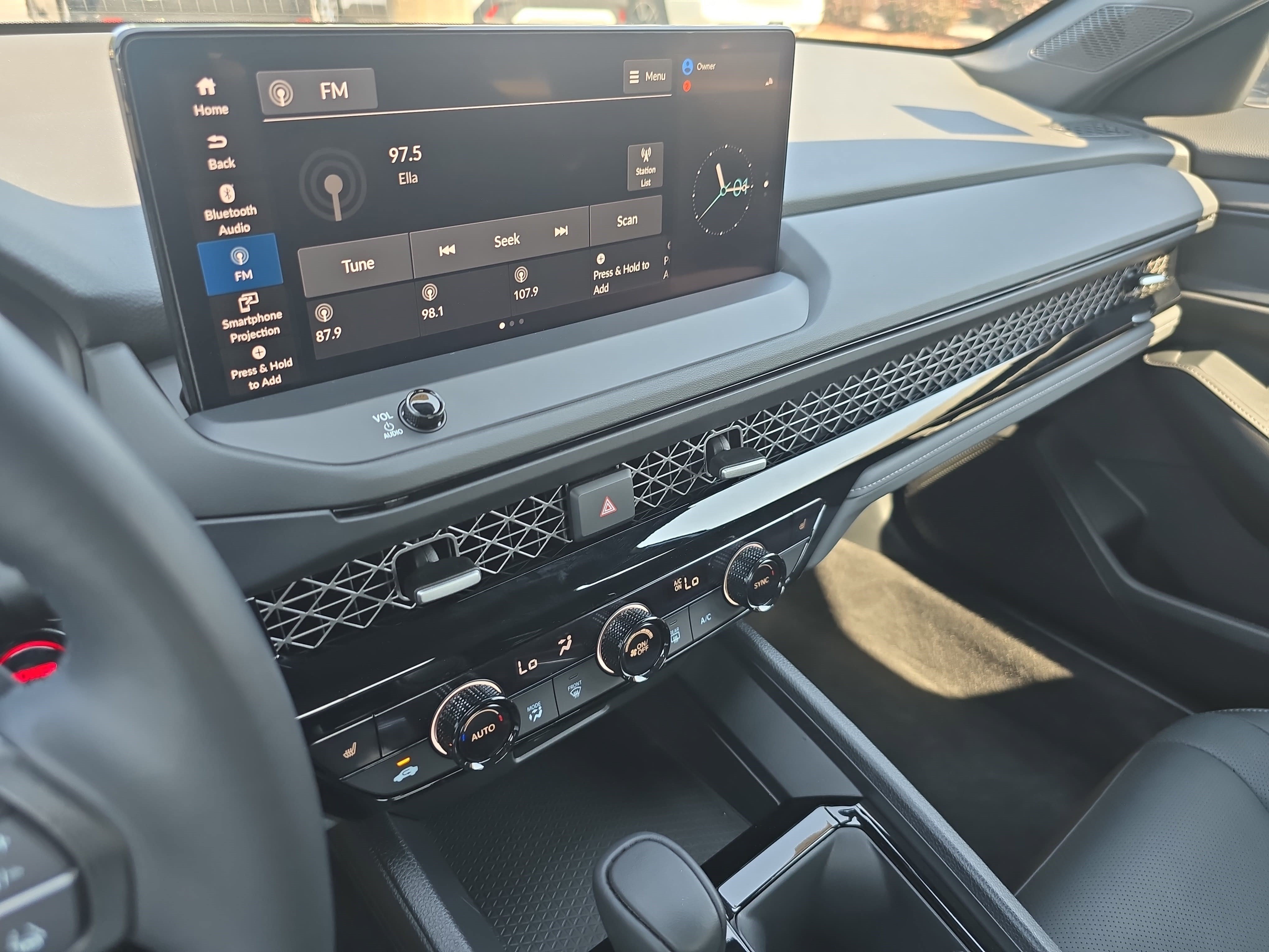 Used 2024 Honda Accord Sport image 19