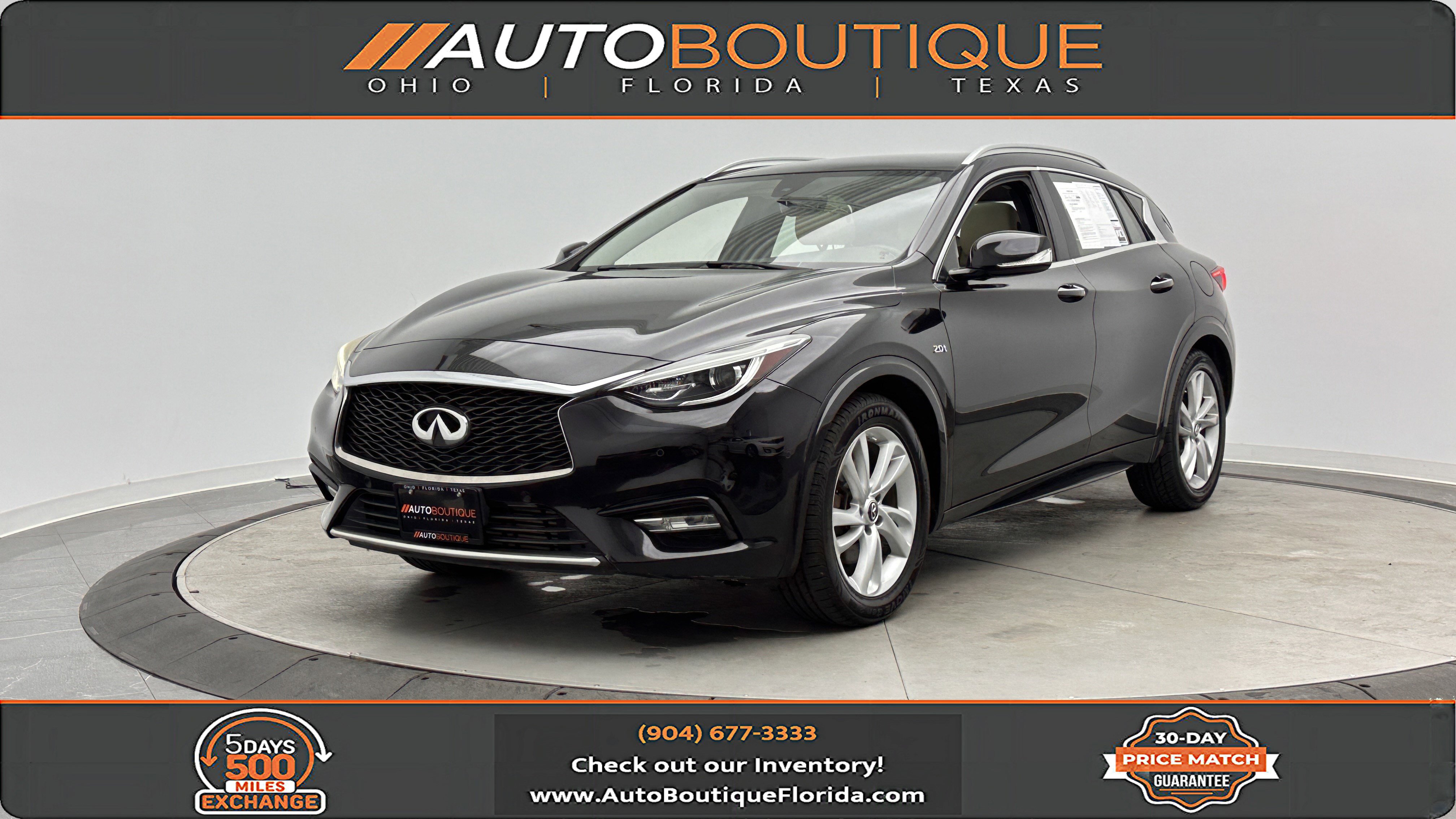 Used 2018 INFINITI QX30 Premium w/ Navigation Package FWD image 1