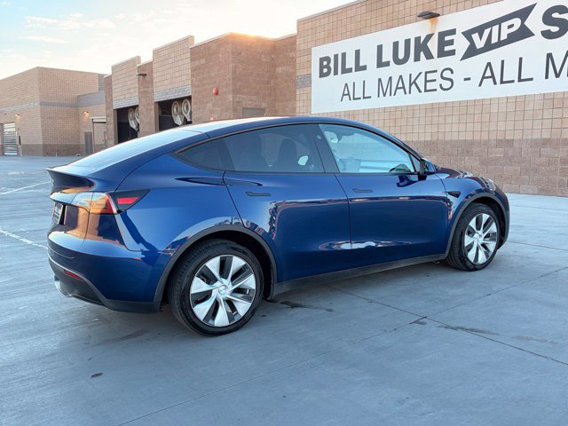 Used 2024 Tesla Model Y Long Range AWD/4WD image 7