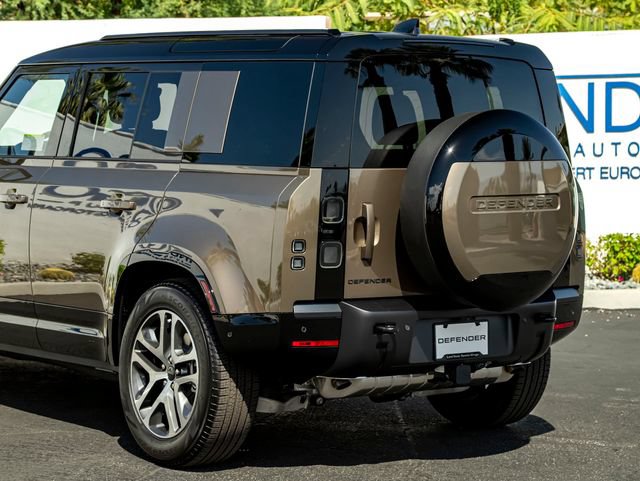 New 2026 Land Rover Defender 110 X-Dynamic SE AWD/4WD image 10