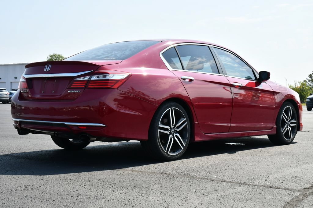 Used 2016 Honda Accord Sport image 7