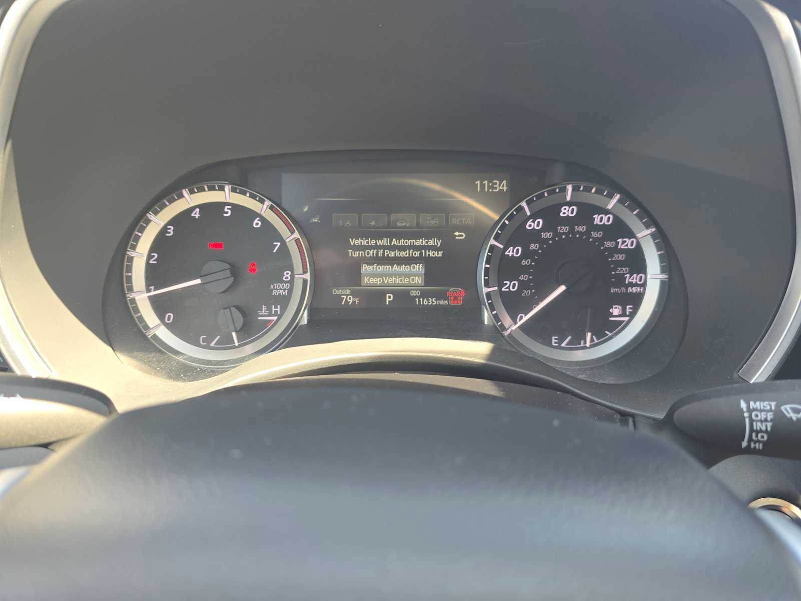 Used 2025 Toyota Highlander XLE FWD image 25
